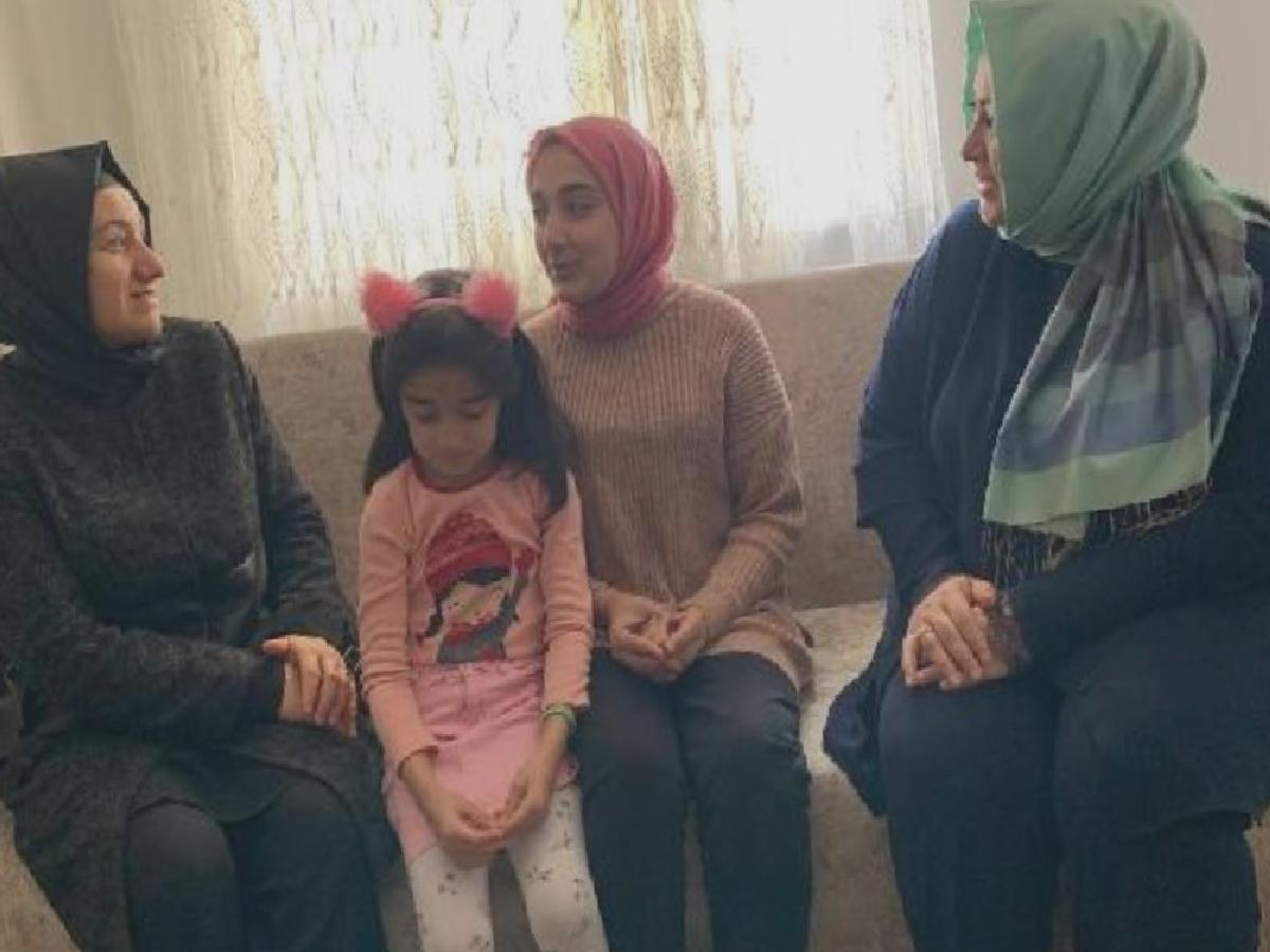 AK Parti Milletvekili Adayı Çelik, depremzede aileleri ziyaret etti