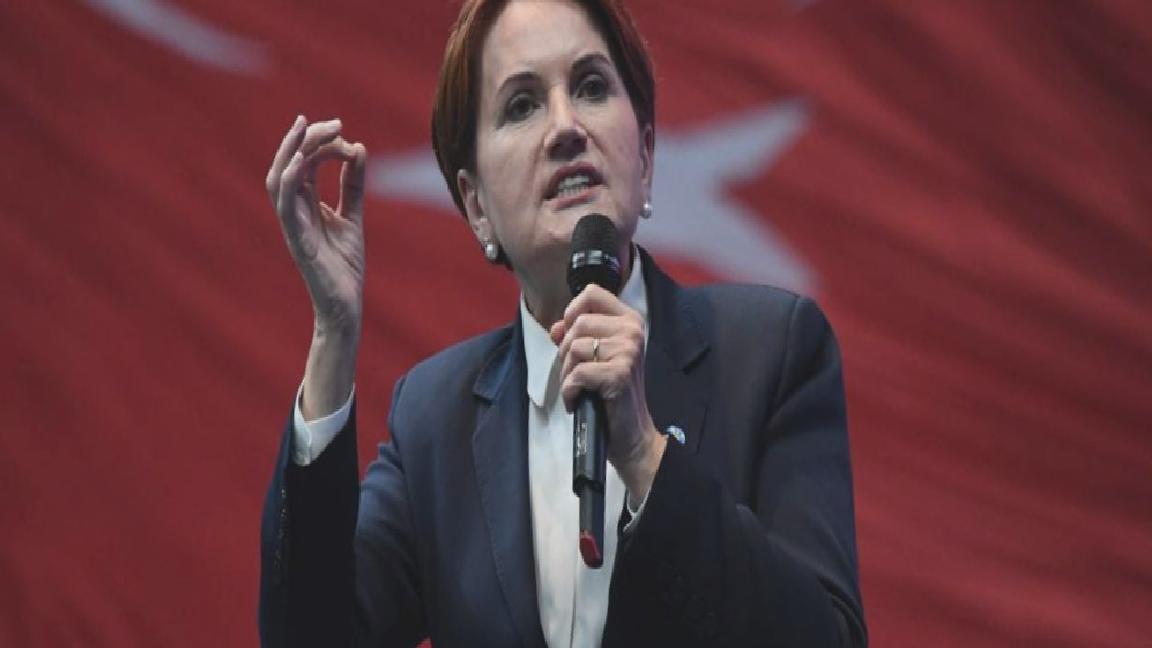 Akşener: Öfkeli kalabalığın eliyle birisi seçilecek; o kişi dünyanın en iyi insanı olsa dahi o yetkilerle bir senede kafayı yer