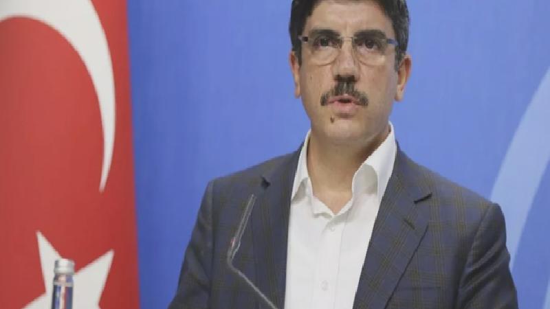 Erdoğan’ın danışmanı Aktay: Hz. Musa kölelere özgürlük verdi, kapris yapıp soğan diye söylenmeye başladılar