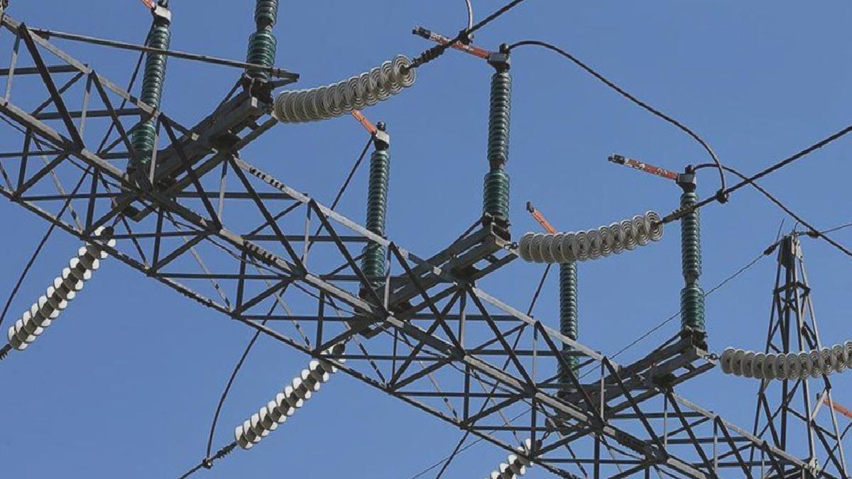 İstanbul elektrik kesintisi! Son Dakika! İstanbul’da elektrikler ne zaman gelecek? İstanbul elektrik kesintisi ne zaman bitecek?
