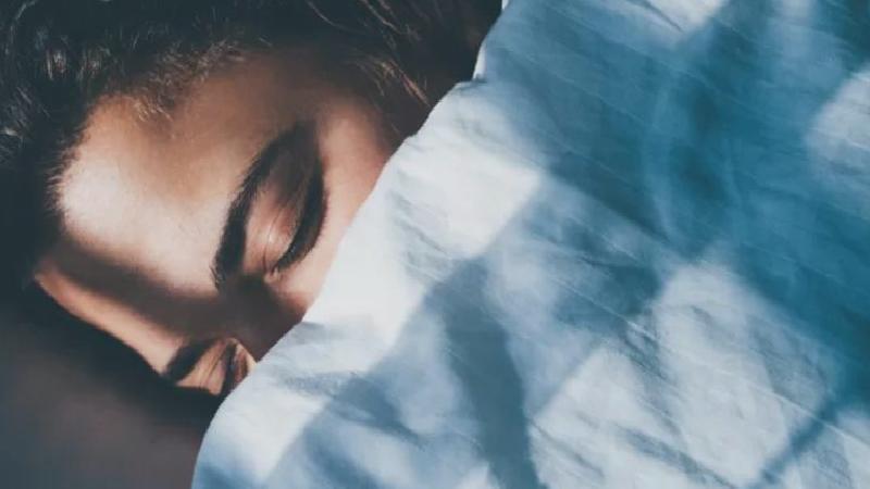 Karabasan: Uyku felci nedir, neden olur, nasıl tedavi edilir?