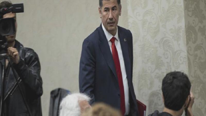 İsmail Saymaz, Sinan Oğan’ın ‘ikinci tur için ortak akılla karar vereceğiz’ sözlerini hatırlattı: Yapayalnızdı