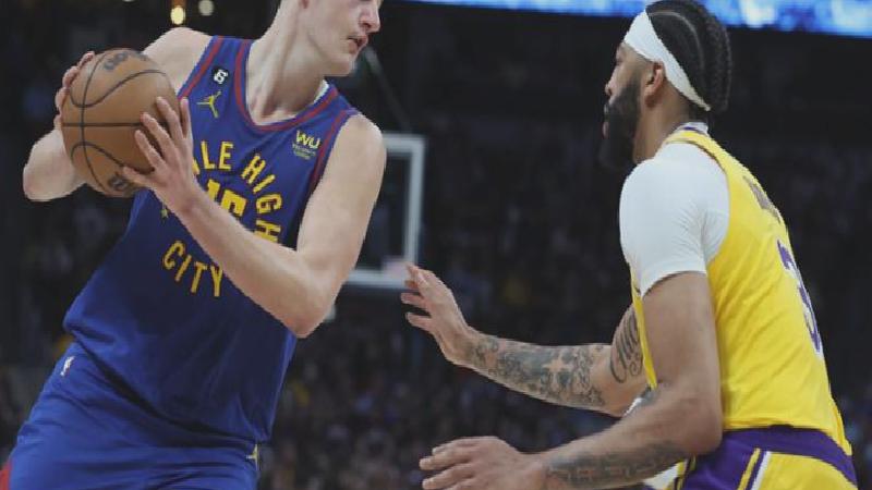 NBA’de Nuggets, Lakers karşısında seriye galibiyetle başladı