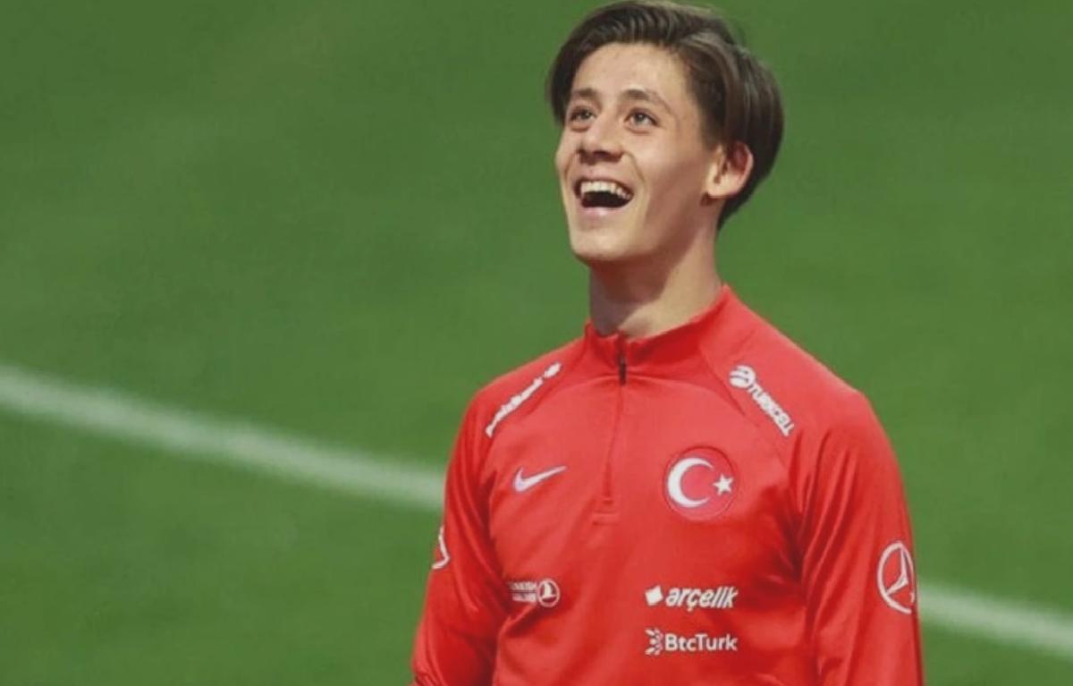 Arda Güler hangi takıma gidecek, Fenerbahçe’den ayrıldı mı? Arda Güle Sevilla’ya mı transfer oldu?