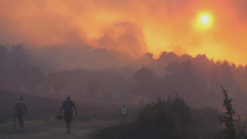 Çanakkale’de orman yangını: 2 köy boşaltıldı, müdahaleler sürüyor!