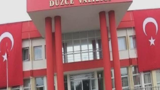 Düzce Valiliği beklenen şiddetli yağış öncesi riskli bölgelere ekip yerleştirdi