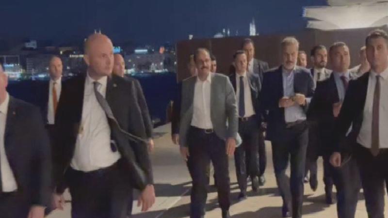 Ertuğrul Özkök: Bu alacakaranlık yürüyüşünden bir “Galataport Ruhu” mu doğdu?