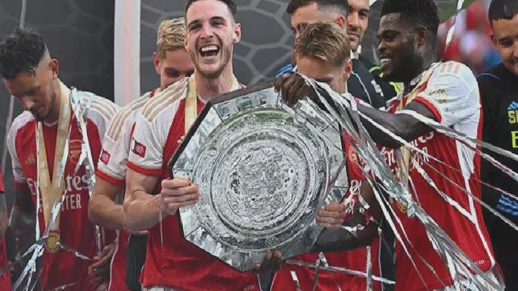 İngiltere Süper Kupa Arsenal’in