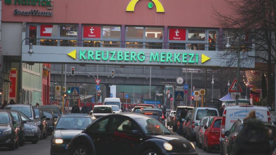 CDU liderinin Kreuzberg açıklamasına Yeşillerden tepki