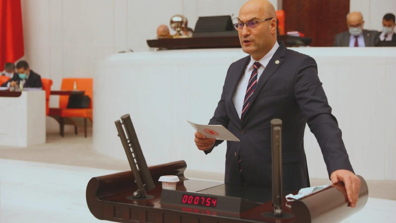 CHP’li Açıkel’den adres bildiriminin ertelenmesi için çağrı: Yüz binlerce öğrenci, yerel seçimde oy kullanamayacak