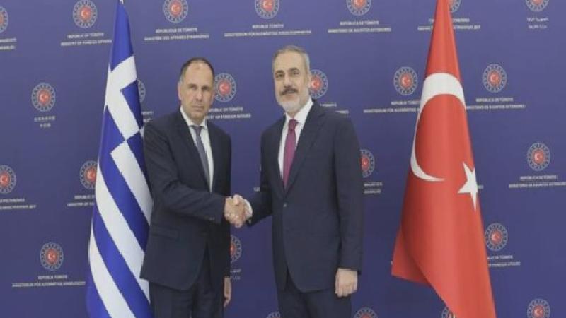 Fidan ve Yunanistan Dışişleri Bakanı’ndan Ankara’da pozitif (+) gündem vurgusu: “Ön koşulsuz olarak diyalogu sürdürmeye hazırız”