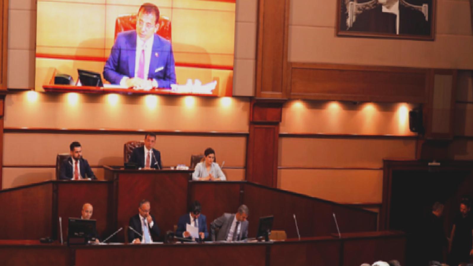 İBB’de soru önergesi gerginliği! 