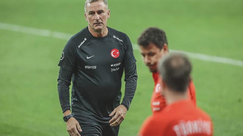 Stefan Kuntz için kader günü; yolların ayrılması bekleniyor