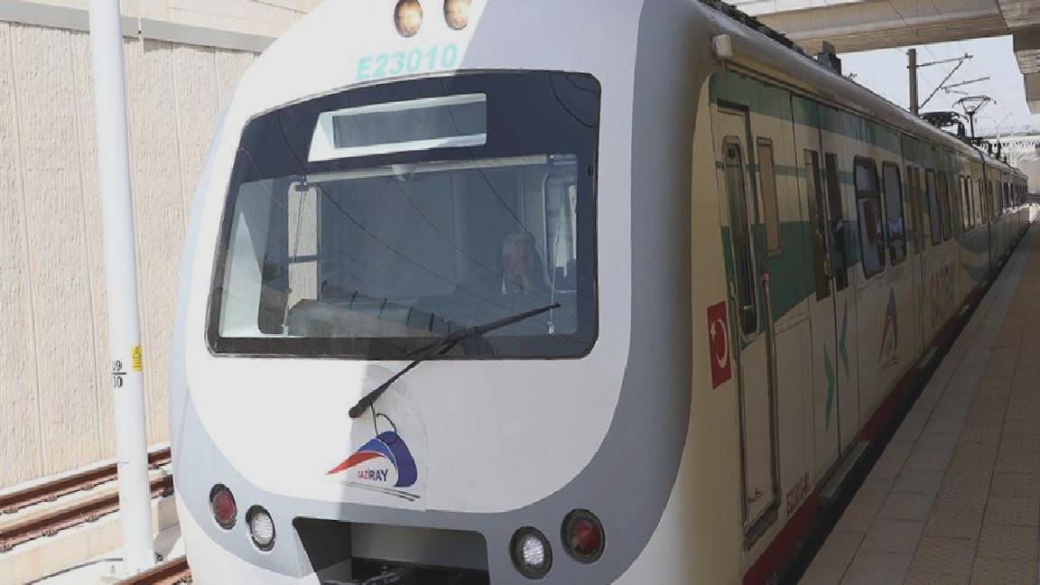 AKP’li belediyelerin olduğu kentlerdeki raylı sistemlerinin yapımını Bakanlık devraldı