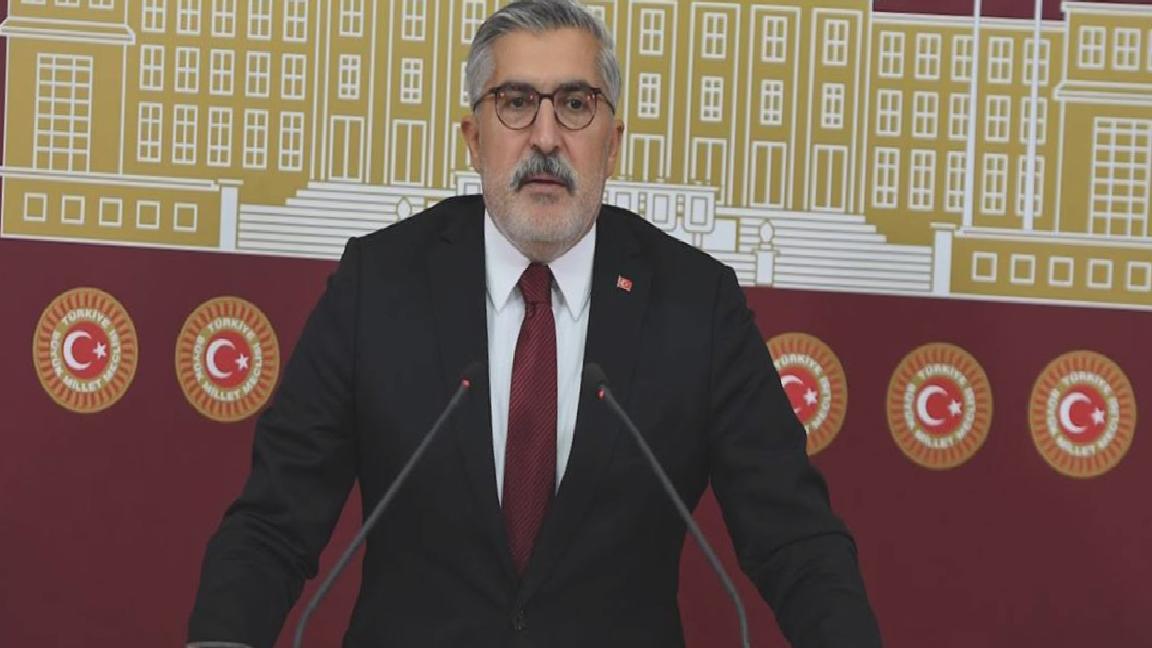 AKP’li Hüseyin Yayman: Recep Tayyip Erdoğan ikinci Atatürk’tür; Atatürk, bugün yaşasaydı Cumhurbaşkanımızın yanında yer alırdı