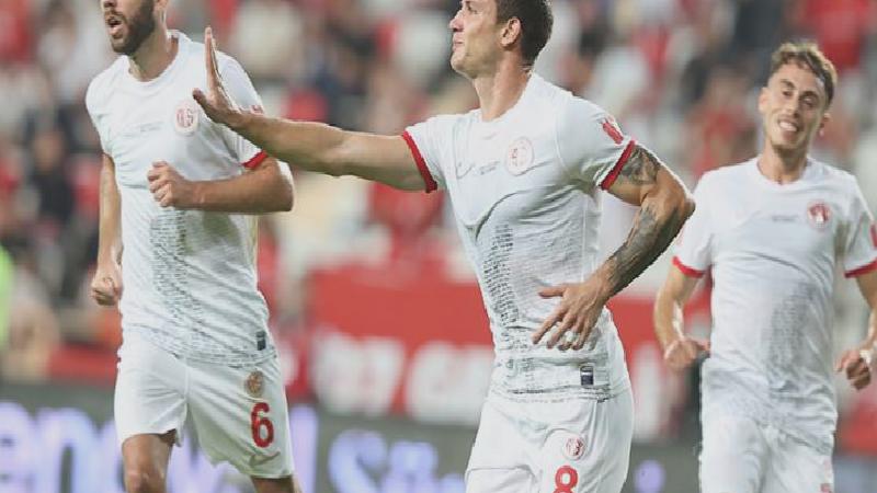 Antalyaspor 1-0 RAMS Başakşehir (Maç sonucu)