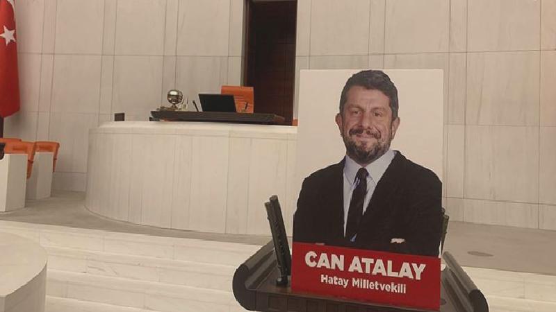 AYM’nin Can Atalay için mahkemeye gönderdiği yazı, sisteme saatler sonra girildi