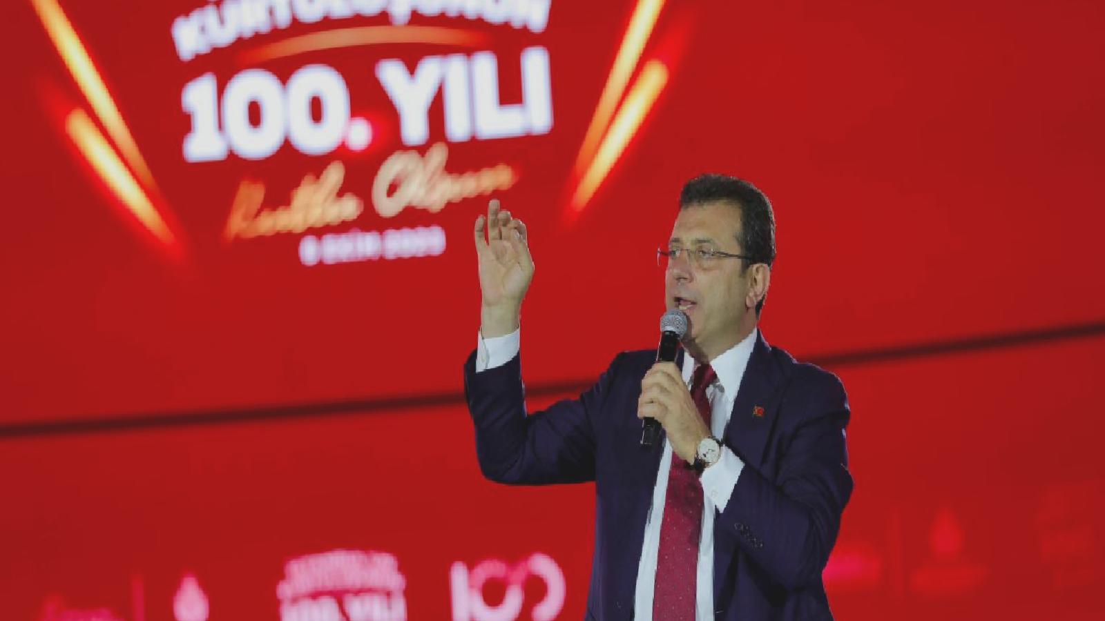 İstanbul’un 100’üncü kurtuluş yıldönümü kutlandı; İmamoğlu: Biz, milletimizin her bireyini olduğu benzeri kabul ediyor ve seviyoruz