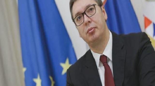 Sırp lider Vucic, erken genel seçimin 17 Aralık’ta yapılacağını duyurdu
