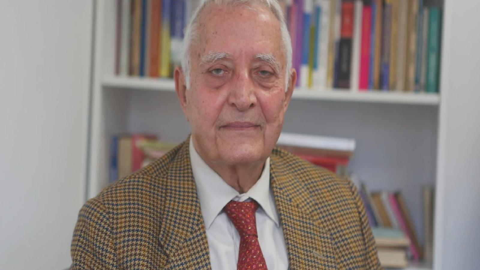 Anayasa hukukunun duayen hocası Prof. Dr. Ergun Özbudun hayatını kaybetti