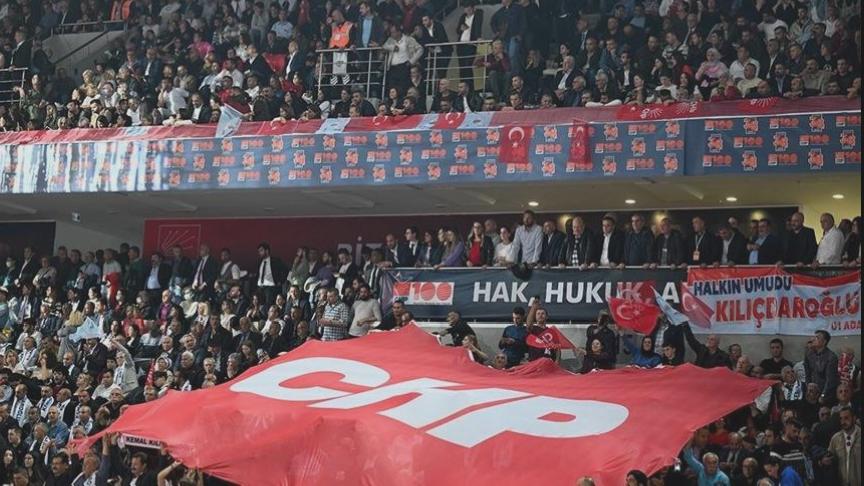 Fehmi Koru: “Özgür Özel nasıl oldu da seçilebildi?” sorusuna cevabım, kurultayın havası zaferi getirdi…