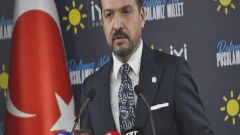 Kürşad Zorlu: Bu ülkede 50 artı 1 sisteminin taşınması mümkün değil
