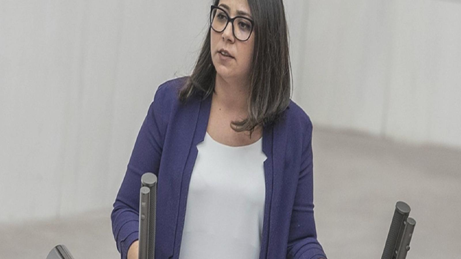 TİP Sözcüsü Kadıgil’den Gençlik ve Spor Bakanlığı’na: Uyuşturucu ile mücadeleye ayırdığınız parayla Diyanet İşleri Başkanına iki Mercedes alamazsınız