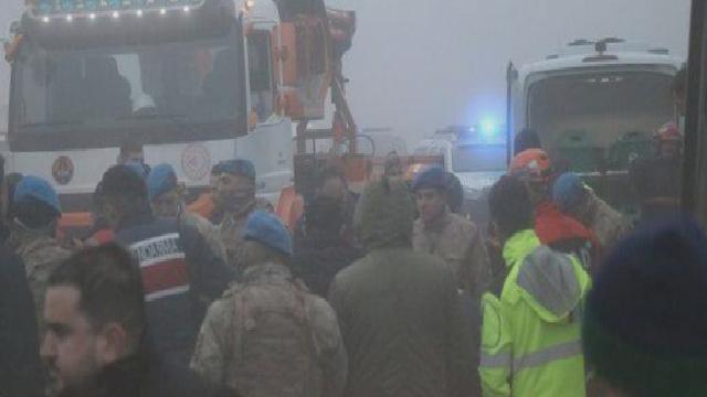 10 kişi ölmüş, 69 kişi yaralanmıştı: Kuzey Marmara Otoyolu’ndaki katliam benzeri kazadan 3 kişi tutuklandı