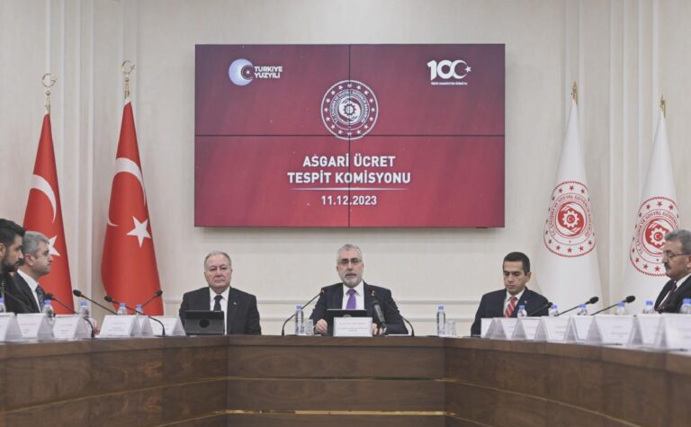 Asgari ücrette ikinci toplantı başladı