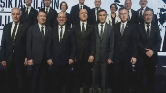 Beşiktaş yönetiminde istifa: Sadece 23 gün görevde kaldı
