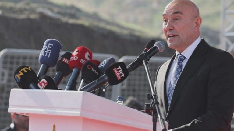Tunç Soyer: Hangi keyfiyetle siz İzmir’e 26 milyar liralık bütçe ayırıyorsunuz?