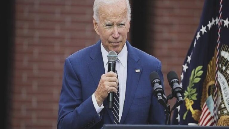 Biden, Kongre’nin yetki vermesi halinde ABD-Meksika sınırını kapatacağını belirtti