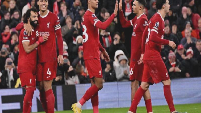 Salah tarihe geçti, 6 gollü müthiş maçı Liverpool kazandı