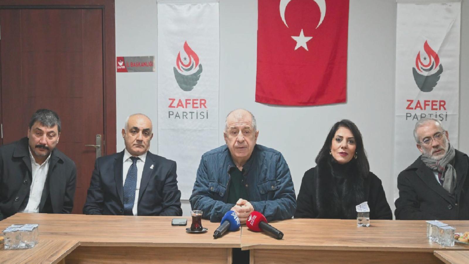 Ümit Özdağ: Kilis, bir Türkmen kenti karakterini yitirip bir Suriye kenti olmaya doğru hızla ilerliyor