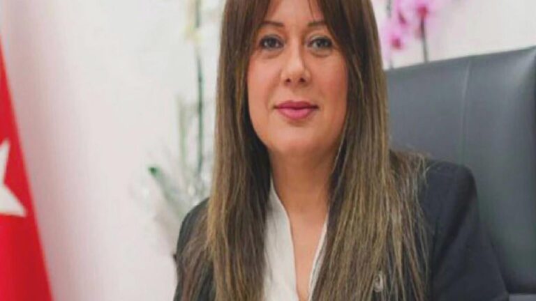 CHP Genel Başkan Yardımcısı Koza Yardımcı istifa etti