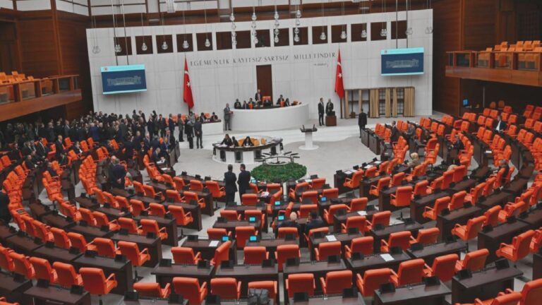 Genel Kurul’da “Feyza Altun” çıkışı: Şeriat’ dediğimiz kavram dindir, İslam’ın kendisidir