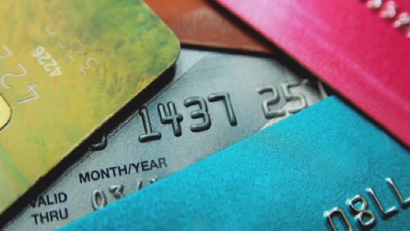 Kredi kartı bilançosu: 37 milyon kişinin 1.2 trilyon borcu var!