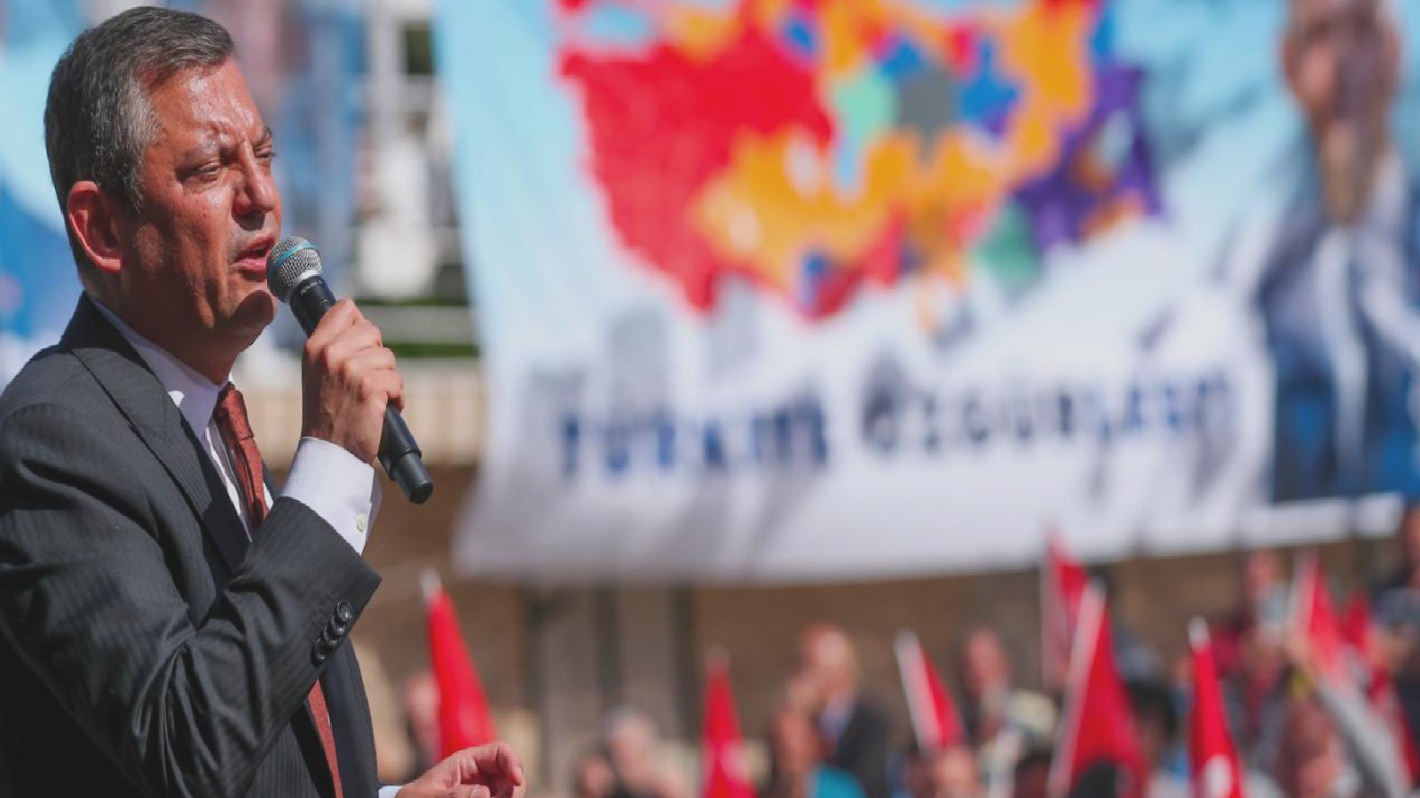 CHP harekete geçti: Özgür Özel, atanamayan öğretmenler için 18 Mayıs’ta Saraçhane’ye çağırdı