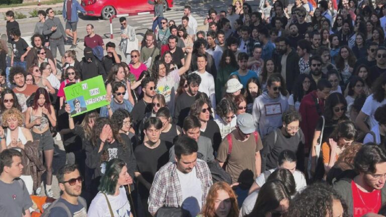 Direniş 12. gününde: Devrimci ODTÜ, Devrim’de şenlik