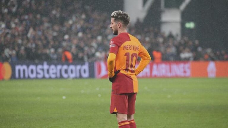 Dries Mertens ile anlaşma sağlandı: İşte yeni mşı