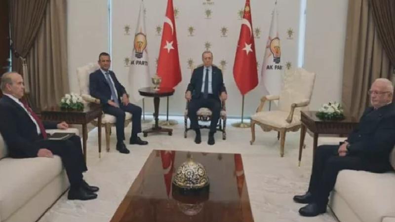 Fehmi Koru: İki liderin görüşmesi sonrasında ortalığa yayılan beklentiler bana neden tuhaf geliyor olabilir?