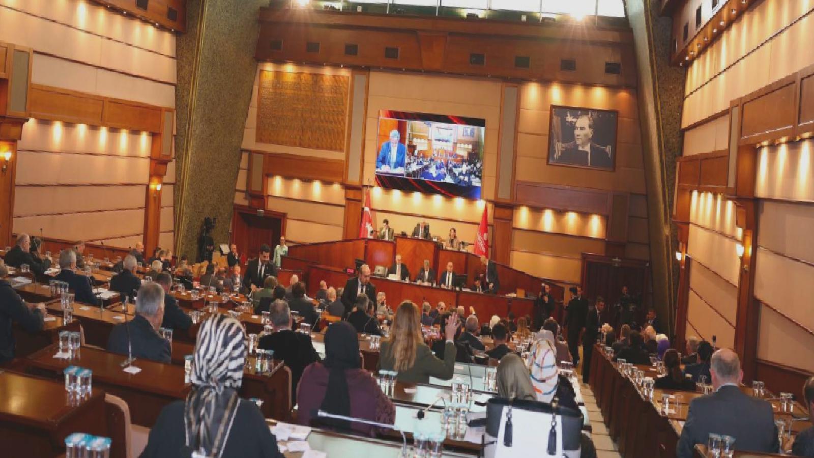 İBB mülklerinin TÜGVA’ya tahsisi oy çokluğuyla iptal edildi