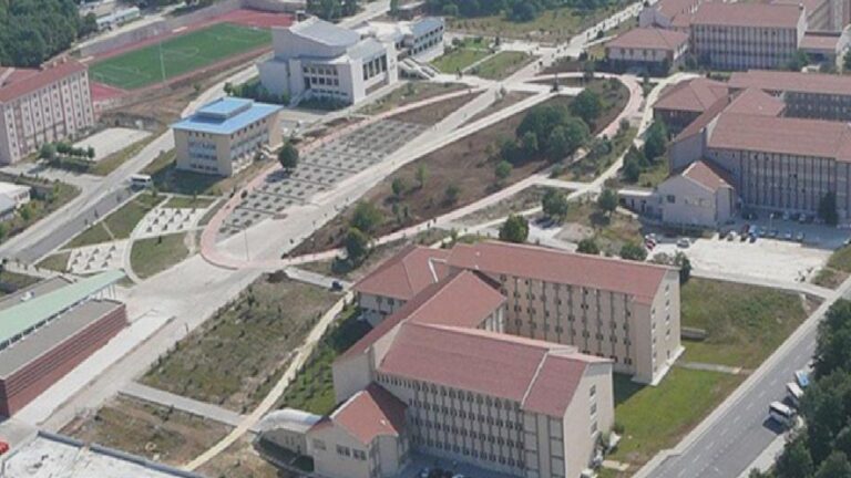 Abant İzzet Baysal Üniversitesi’nde Hekimlik Andı’ndaki “cinsel yönelim” ifadesine yasak!