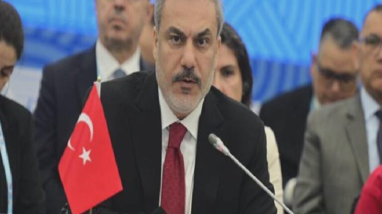 Bakan Fidan, BRICS oturumunda konuştu: Birkaç kişinin ikiyüzlülüğü ve stratejik körlüğü nedeniyle 36 binden fazla Filistinli hayatını kaybetti