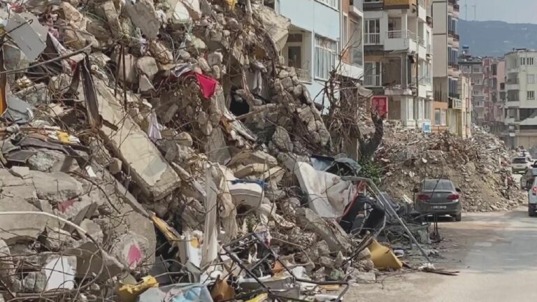 Hatay’da 51 kişiye mezar olan apartmanın müteahhidi: Teslim etmem gereken devlet ihale işleri ve TOKİ işim var, tahliyemi talep ediyorum