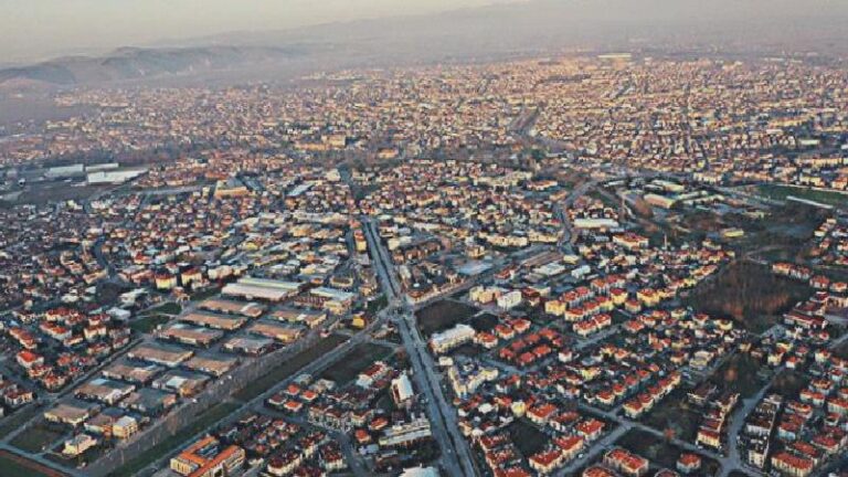 Sakarya’da panik yaratan esrarengiz koku; Valilik açıklama yaptı