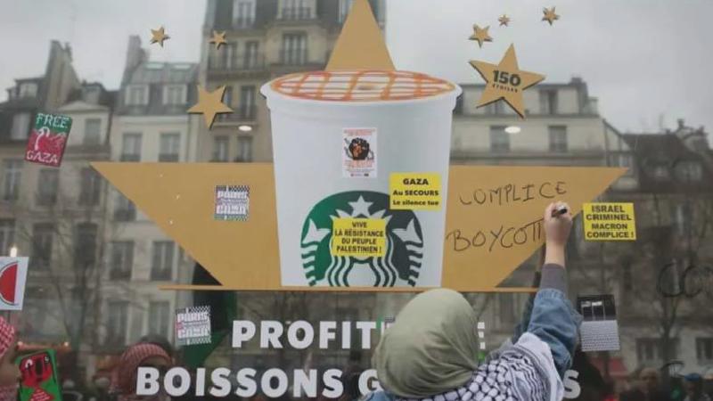 Starbucks, fiyat artışları ve boykot çağrıları yüzünden zor bir dönem geçiriyor
