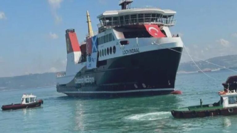 Türkiye’de İskoçya için üretilen ikinci gemi denize indirildi