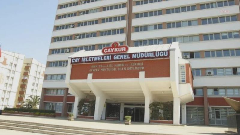 ÇAYKUR üreticilere “çay satmak için acele etmeyin” dedi, günlük 50 kilo olan alım kotasını 30 kiloya indirdi