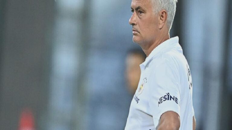 Jose Mourinho: Yarınki maçı kazanmak için buraya geldik